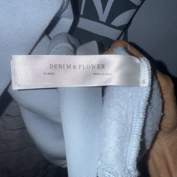 Denim & Flower Men’s Wild Plants Untamed Beauty NWOT Sweatshirt, Lt Blue~SOFT - Picture 10 of 11